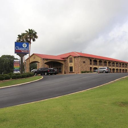 Chaparral Motel Hallettsville ภายนอก รูปภาพ