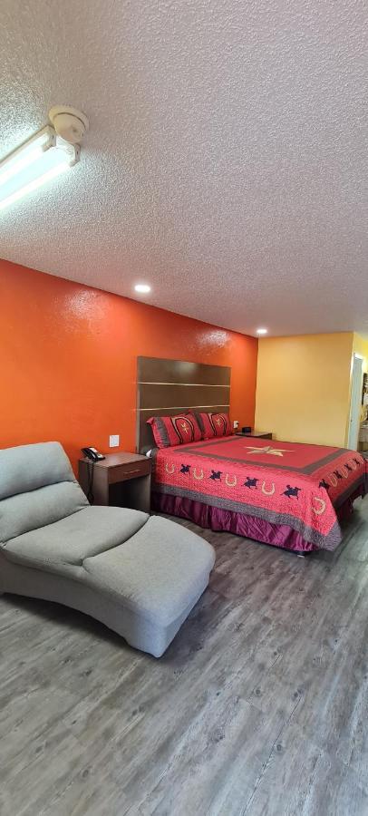 Chaparral Motel Hallettsville ภายนอก รูปภาพ
