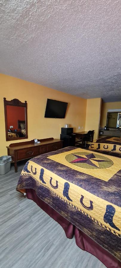 Chaparral Motel Hallettsville ภายนอก รูปภาพ