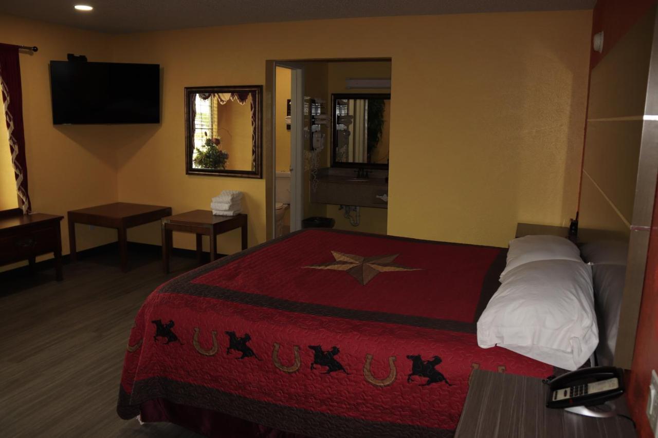 Chaparral Motel Hallettsville ภายนอก รูปภาพ
