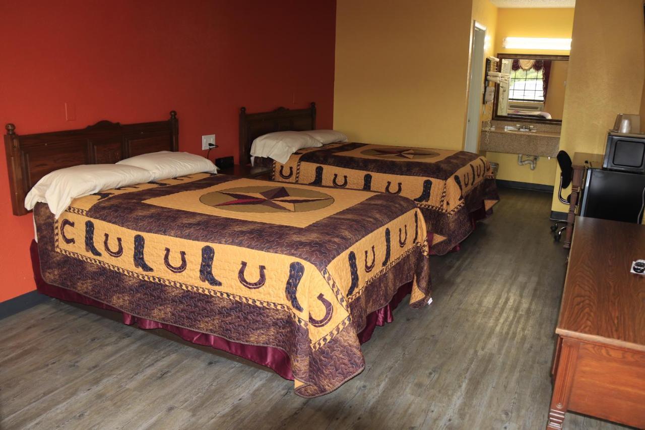 Chaparral Motel Hallettsville ภายนอก รูปภาพ