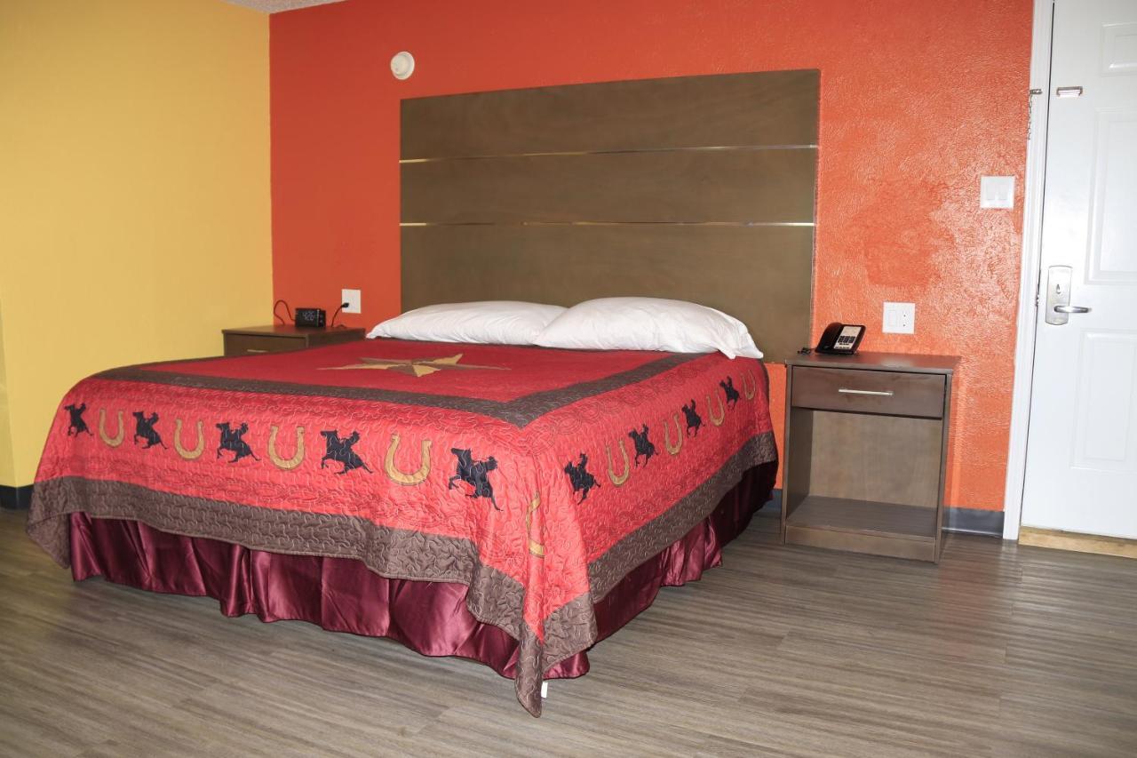 Chaparral Motel Hallettsville ภายนอก รูปภาพ